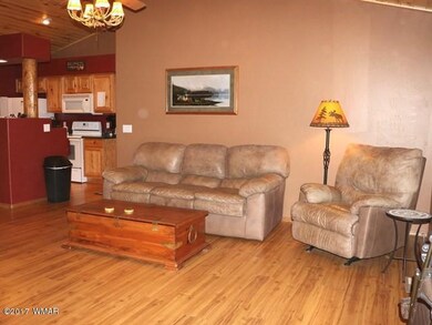 007_Living Room