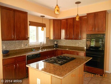 1001 Donnington Ct, Bowie, MD 20721 - photo 3