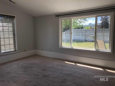 912 E Clark Ave, Nampa, ID 83686 - photo 7