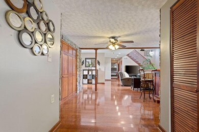 1546 Marsdale Ave, Columbus, OH 43223 - photo 5