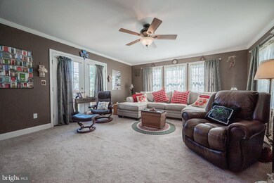 401 S Dupont Rd, Wilmington, DE 19805 - photo 2