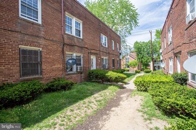 4819 Sheriff Rd NE unit 3, Washington, DC 20019 - photo 2