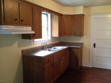 201 W High St, Milford, PA 18337 - photo 5