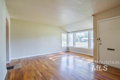 519 Banner St, Nampa, ID 83686 - photo 5