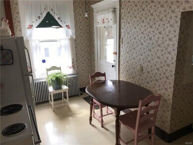 Eat-in kitchen.