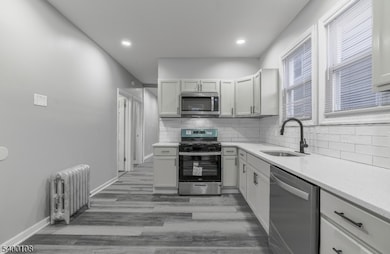 89 Sheridan St, Irvington, NJ 07111 - photo 2