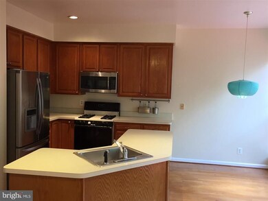 47661 Sandbank Square, Sterling, VA 20165 - photo 4