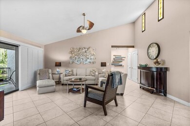 3155 E Ramon Rd unit 312, Palm Springs, CA 92264 - photo 4