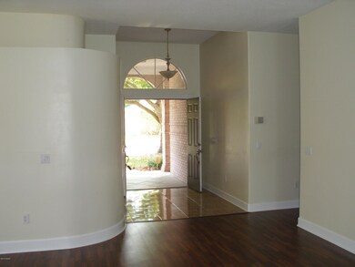 Entry/Foyer