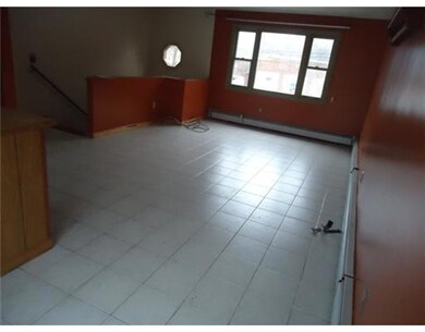 644 Oakland Beach Ave, Warwick, RI 02889 - photo 5