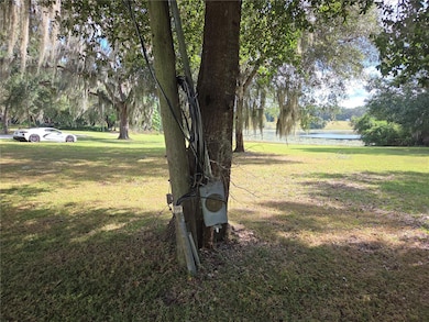 140 E Lemon St, Lady Lake, FL 32159 - photo 6