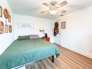 606 Sunset Rd, Hebron, IN 46341 - photo 4