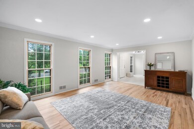 8740 Falls Chapel Way, Potomac, MD 20854 - photo 6