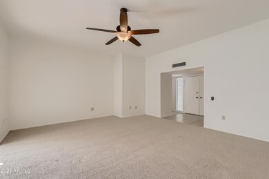 10201 W Highwood Ln, Sun City, AZ 85373 - photo 6