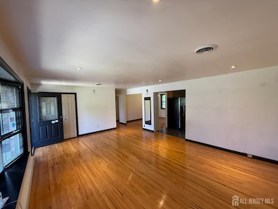 849 New Dover Rd, Edison, NJ 08820 - photo 4