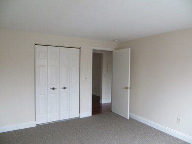 2510 Skyline Dr unit 10, Lowell, MA 01854 - photo 7