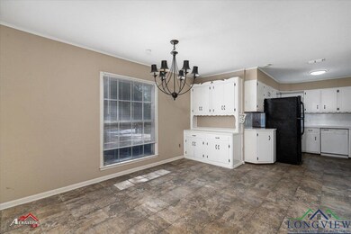 307 Glover Dr, Longview, TX 75601 - photo 5