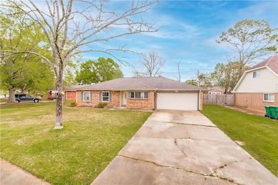 404 Driftwood Cir, Slidell, LA 70458 - photo 2