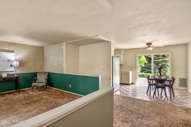 10742NMapleSt-EverydayImHOVERIN-6