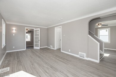 19109 Libby Rd, Maple Heights, OH 44137 - photo 3