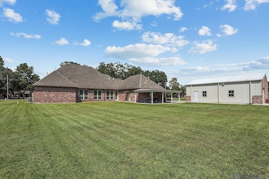 42439 Clouatre Rd, Gonzales, LA 70737 - photo 2