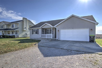 412 E Kennedy St, Maroa, IL 61756 - photo 3