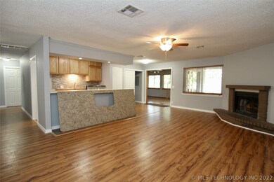 3233 S 214th East Ave, Broken Arrow, OK 74014 - photo 5