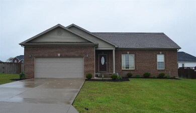1086 Running Brook Dr, Lawrenceburg, KY 40342 - photo 2