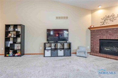 1306 1st St, Findlay, OH 45840 - photo 6