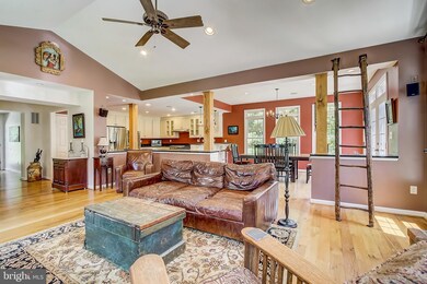 603 Roundtree Ct, Sykesville, MD 21784 - photo 6