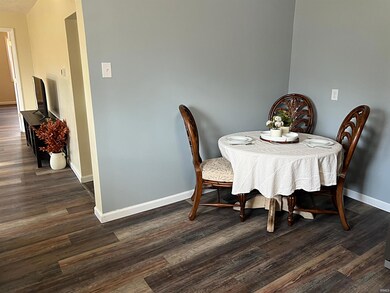 410 A St SE, Linton, IN 47441 - photo 7