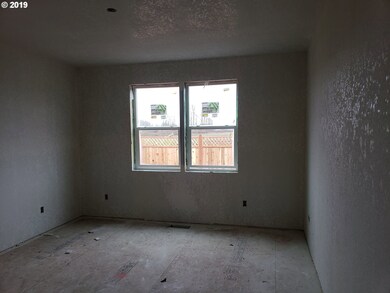 1303 S 10th St, Independence, OR 97351 - photo 6