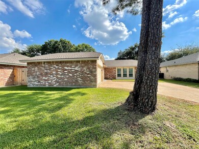 16319 Maplemont Dr, Houston, TX 77095 - photo 2