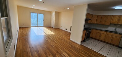 536 47th St unit 2, Union City, NJ 07087 - photo 2