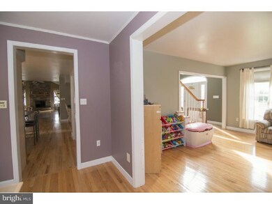 40 William Penn Dr, Schwenksville, PA 19473 - photo 7