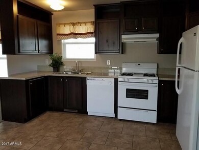54 Kitchen 3