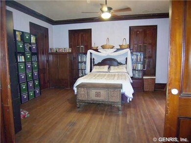 Bedroom 1st floor bedroom