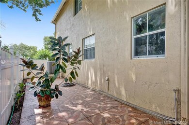 4302 NW 113th Place, Doral, FL 33178 - photo 6