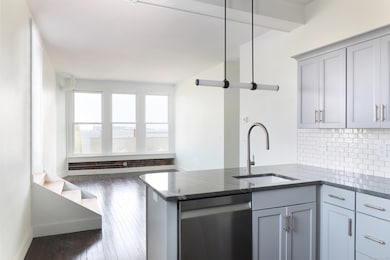 Riverbank Luxury Apartments, New London, CT 06320 - photo 3