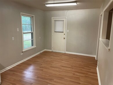 905 Zelda Dr, Hurst, TX 76053 - photo 7