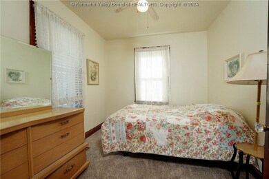 349 18th St, Dunbar, WV 25064 - photo 6