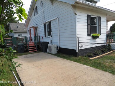 200 Depew Ave, Mayfield, PA 18433 - photo 6