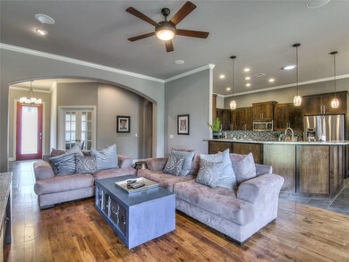 2429 SE 12th St, Moore, OK 73160 - photo 4