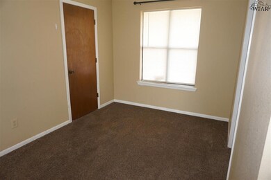 1616 Christine Rd, Wichita Falls, TX 76302 - photo 3