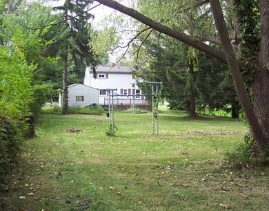 3127 Bradford Ave, Erie, PA 16506 - photo 7