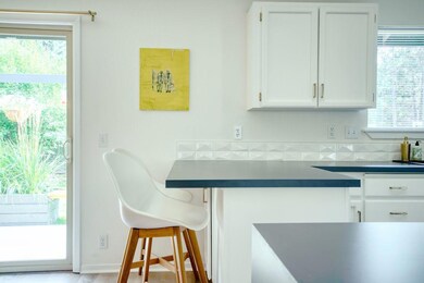 Kitchen seating