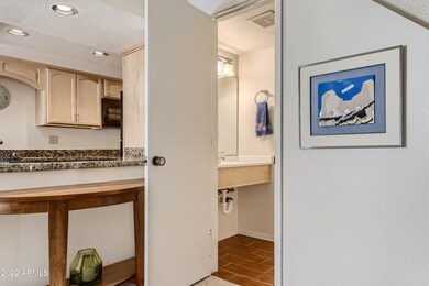 14 Bathroom