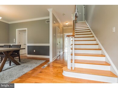 1017 Serpentine Ln, Wyncote, PA 19095 - photo 5