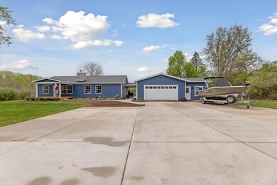 03-75349-12th-Ave-South-Haven-MI-49090-W