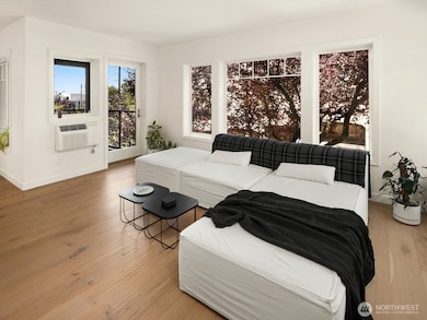 1029 Belmont Ave E unit 305, Seattle, WA 98102 - photo 5